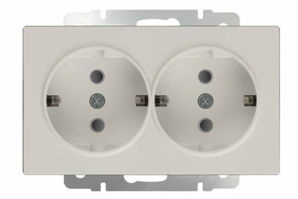 Werkel крем розетка 2 с/з 16А