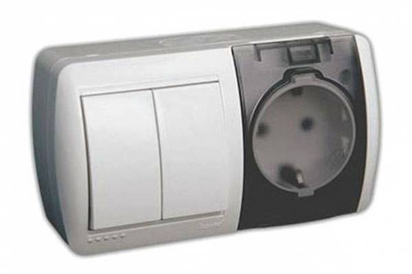 выкл.2кл+роз.16А/ крыш. гориз. герм. бел. Lezard