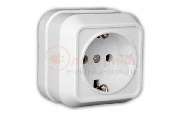 45108 розетка 1 с/з 16А бел. нар.МАКЕL