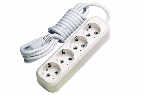 4гн.  2м б/з удлинитель 10A UNIVersal