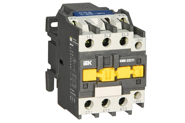 контактор КМИ-23211 32А 230В ИЕК