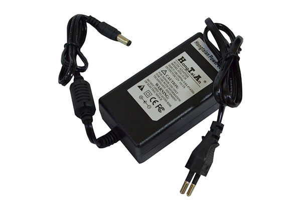 блок питания стабилизированный CADENA 12В/2А