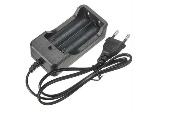 комплект заряд.устр-во+эл питания 4шт ААА Космос