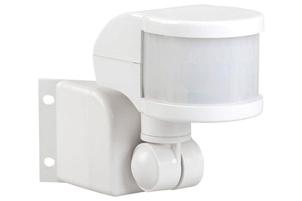 датчик движения ДД018 1100w 270 гр. 12м IP44 белый