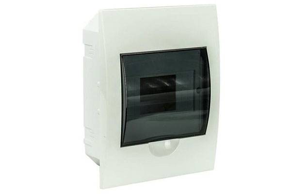 бокс встраиваемый ЩРВ-п  8 модулей IP41 GENERICA IEK