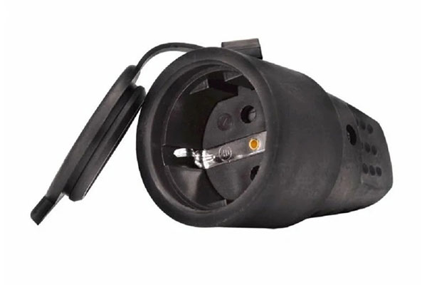 штепсель с/з кауч. IP44 UNIVersal