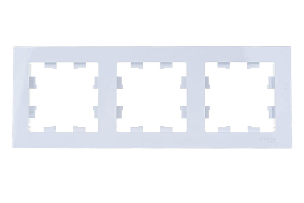 рамка 3-м AtlasDesign универс. бел.