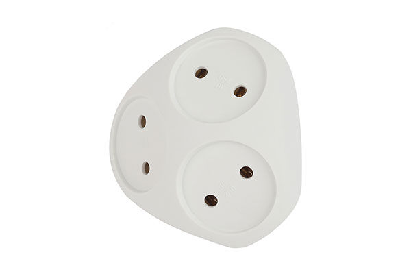 тройник 3 гнезда б/з 10А белый ЭРА