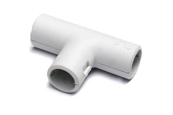 Тройник для жестких труб d20 разъемн. DKC 50620