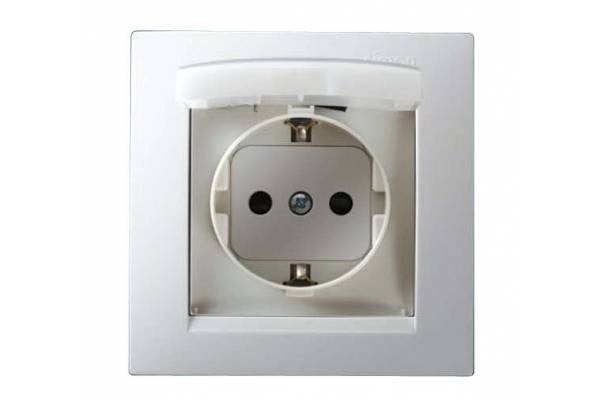 Розетка 1-м СП Simon15 16А IP44 250В с заземл. Schuko защ. шторки с крышкой винт. клеммы бел. Simon 1590450-030
