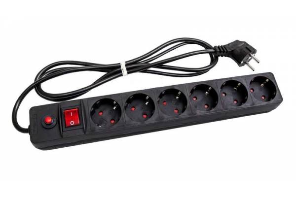 Удлинитель с сетевым фильтром 6х3м с заземл. 10А IP20 защ. шторки ПВС 3х0.75 черн. UNIVersal 967U-4003