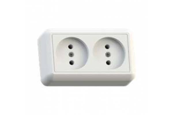 Розетка 2-м ОП Оптима РА10-373 10А IP20 без заземл. с монтаж. пластиной бел. Кунцево 8009
