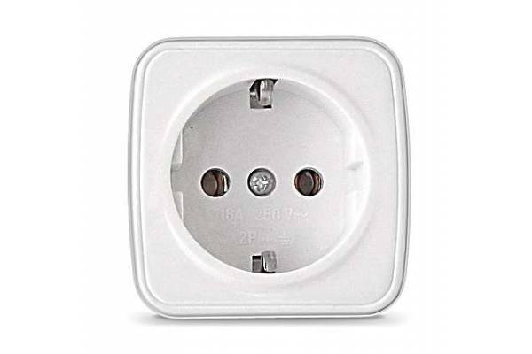 Розетка 1-м ОП Электра 16А IP20 с заземл. бел. Союз 0012