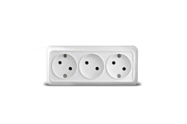 Розетка 3-м ОП Олимп 16А IP20 без заземл. бел. UNIVersal 1160