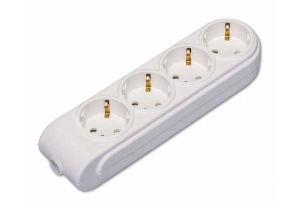 Колодка удлинителя 4-м с заземл. защ. шторки Makel N4210000