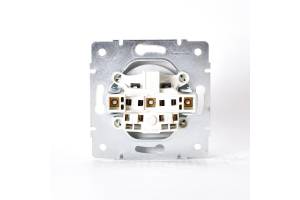 Механизм розетки 1-м СП Karina 16А IP20 без заземл. термопласт серебр. мат. LEZARD 707-4388-121B