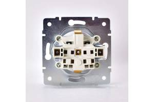 Механизм розетки 1-м СП Karina с заземл. с крышкой термопласт жемчуж./бел. перламутр. LEZARD 707-3088-123B