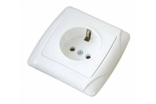 Розетка 1-м СП Маргарита 16А IP20 с заземл. бел. UNIVersal М0028