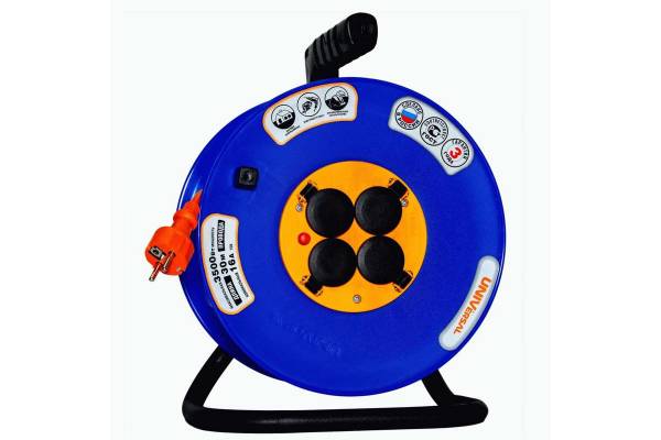 Удлинитель на катушке 4х30м с заземл. 16А IP44 ВЕМ-250 термо ПВС 3х2.5 UNIVersal 9634207