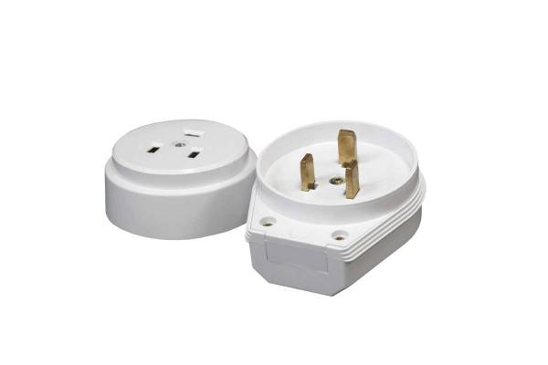 Разъем РШ-ВШ 32А 250В 2P+PE откр. уст. бел. UNIVersal 1235