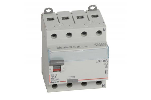 Выключатель диф. тока 4п 25А 300мА тип AC DX3 Leg 411722