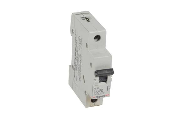 Выключатель автоматический модульный 1п C 20А 4.5кА RX3 Leg 419665