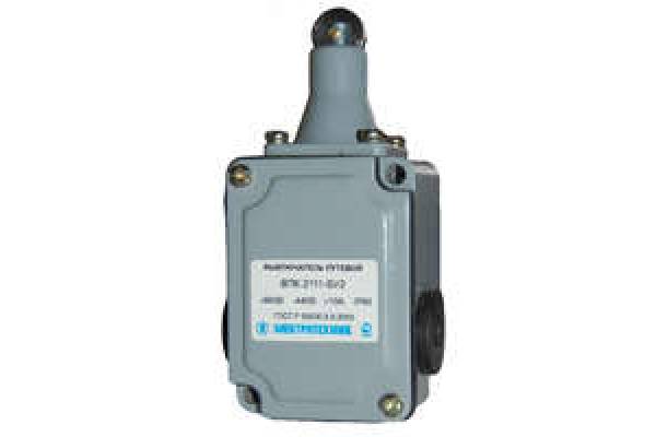 Выключатель конечн. путев. ВПК 2111 (толкатель с роликом 10A) Электротехник ET000755